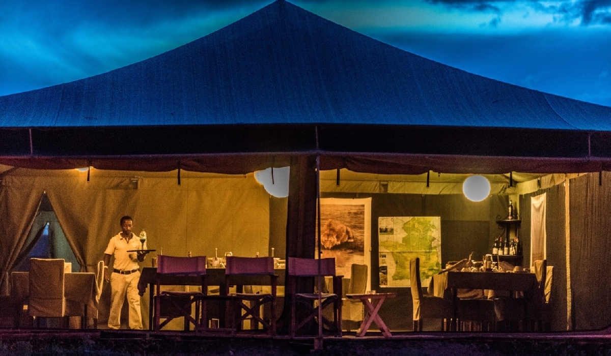 Le restaurant du Ang'ata Migration Camp dans le nord du Serengeti