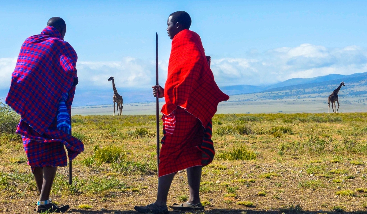 Masaïs dans la région d'Olduvai